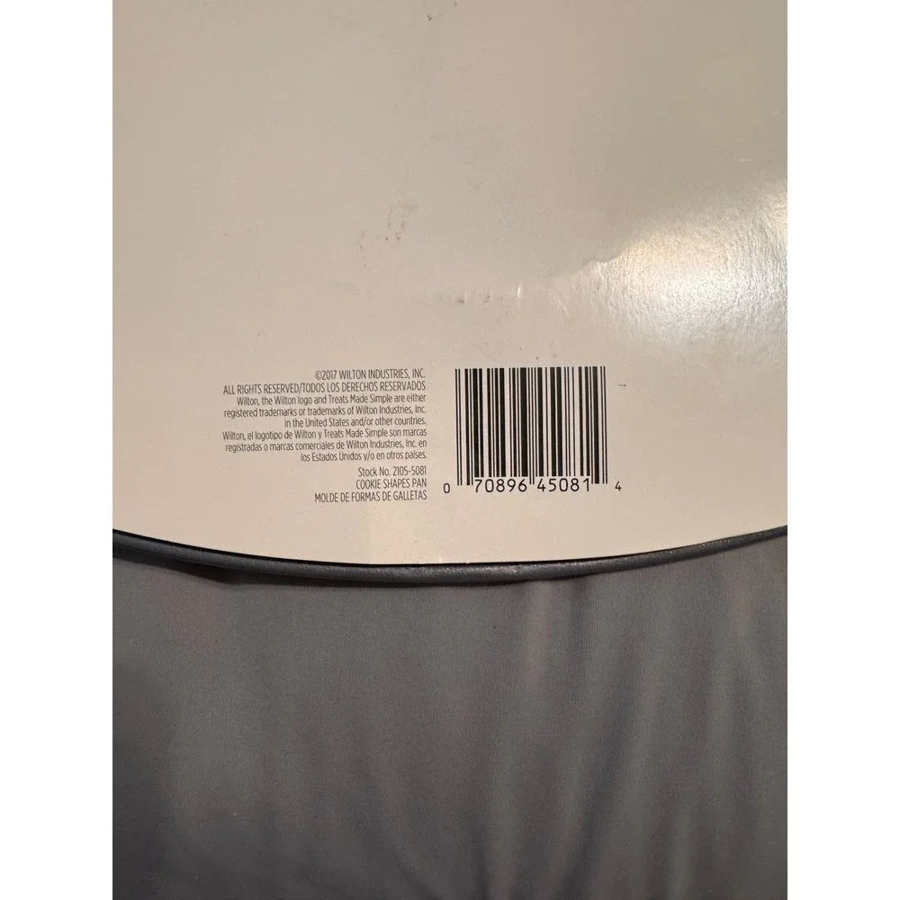 Wilton Treats Made Simple Holiday Cookie Shp Pan 12 Cavity Non-Stick 2105-5081